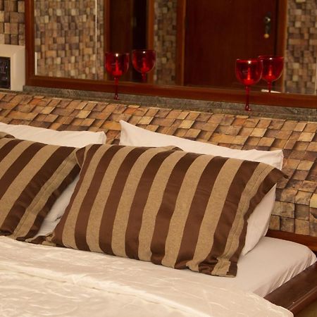 Imperium Inn Motel (Adults Only) Nova Ponte 외부 사진