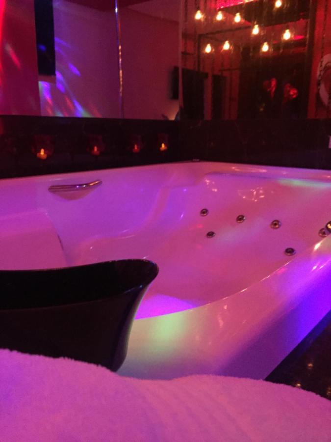 Imperium Inn Motel (Adults Only) Nova Ponte 외부 사진